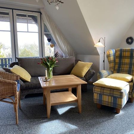 Ferienwohnung Nr 02 Og Spitzboden 보른 외부 사진