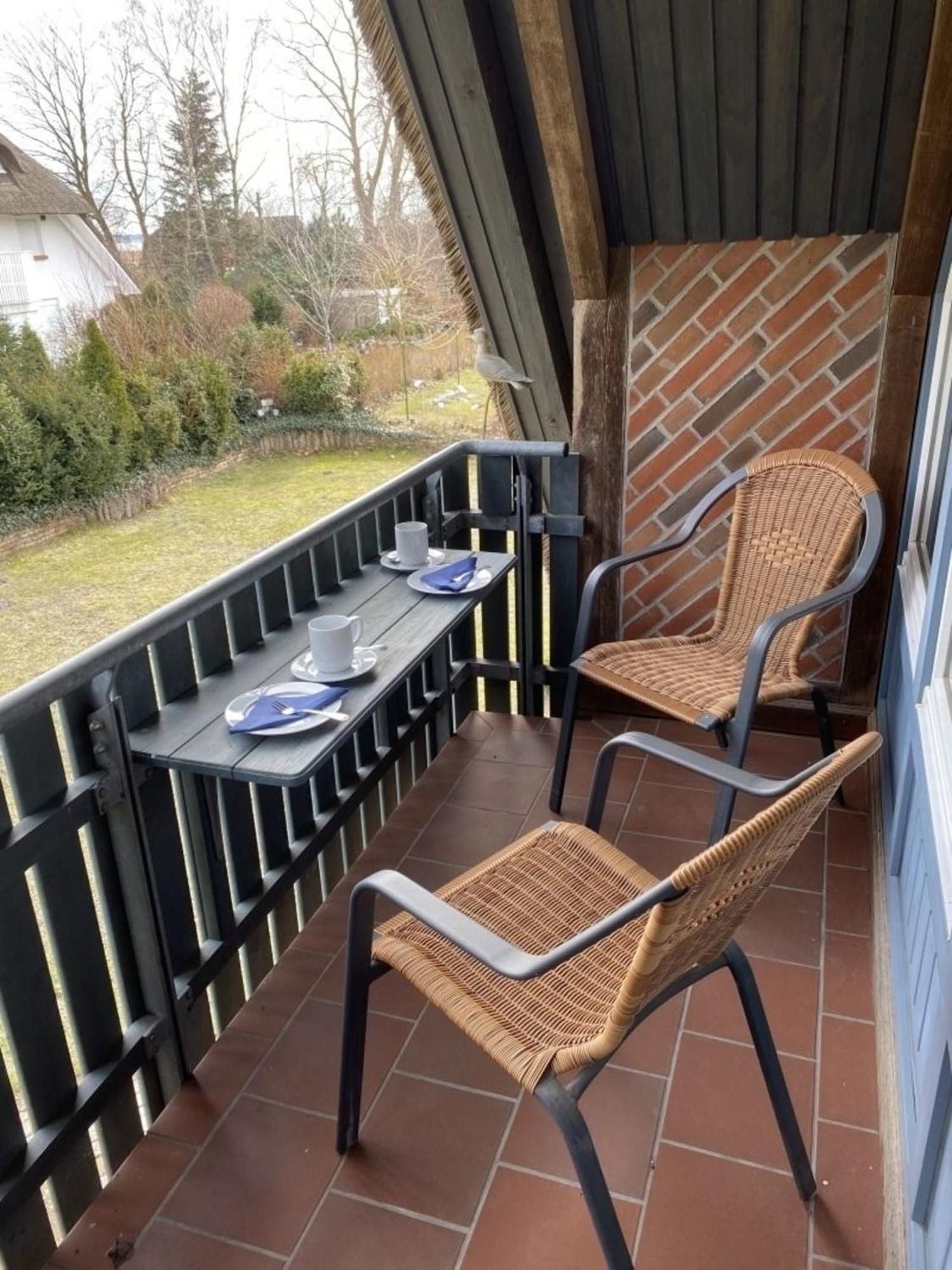 Ferienwohnung Nr 02 Og Spitzboden 보른 외부 사진